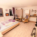 Apartment Zi2 - Urlaubsmagie - Flussblickwohnung Mit Pool& Sauna