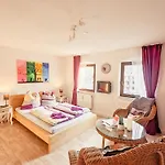 Zi2 - Urlaubsmagie - Flussblickwohnung Mit Pool& Sauna