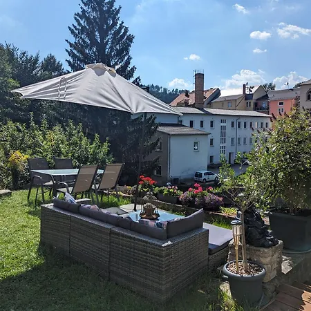 Zi2 - Urlaubsmagie - Flussblickwohnung Mit Pool& Sauna アパート ゼーブニッツ