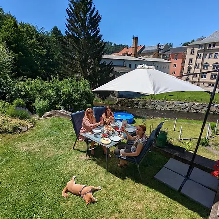 アパート Zi2 - Urlaubsmagie - Flussblickwohnung Mit Pool& Sauna *